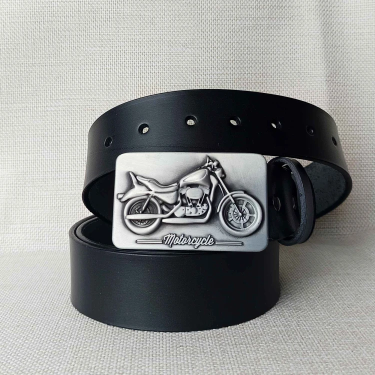 Męski pasek ze skóry naturalnej z klamrą MOTOCYKL – lita skóra bydlęca 4 mm, czarny, gładka faktura.